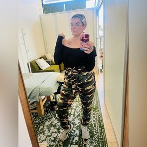 Dynamite Camouflage Women's Joggers